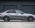 Foto Mercedes-Benz C 220d AMG Line / Night Paket / Pano / Keyless GO / MBUX / HUD / Záruka + Servis