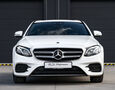 Foto Mercedes-Benz E 300 de AMG Line EQ Power Hybrid / Multibeam LED / Widescreen / Distronic+ / 360 cam