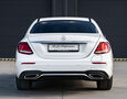 Foto Mercedes-Benz E 300 de AMG Line EQ Power Hybrid / Multibeam LED / Widescreen / Distronic+ / 360 cam